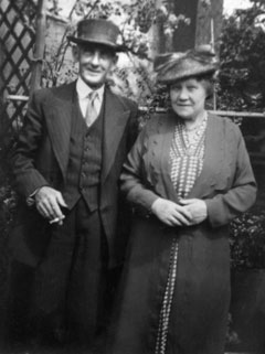 Ernest and Ann Maria (Carr) Arrow